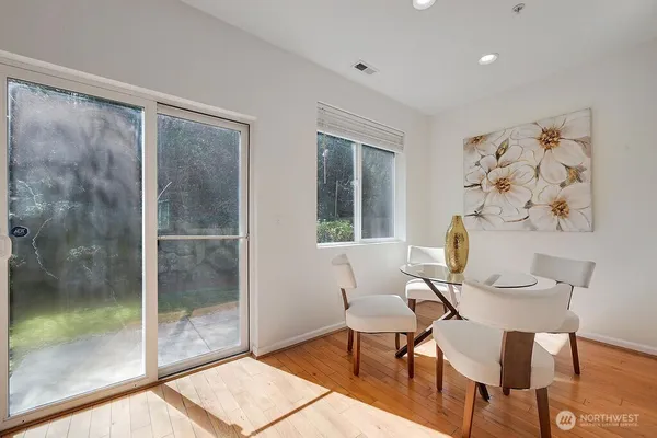 $599,950 | 21262 40th Way South, Unit 32, SeaTac, WA 98198