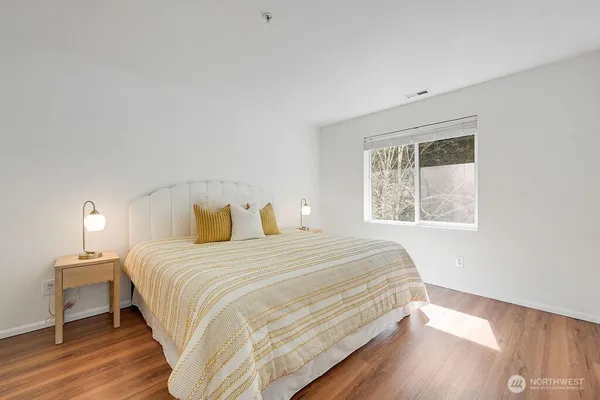 $599,950 | 21262 40th Way South, Unit 32, SeaTac, WA 98198