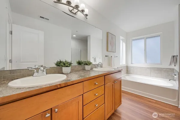 $599,950 | 21262 40th Way South, Unit 32, SeaTac, WA 98198