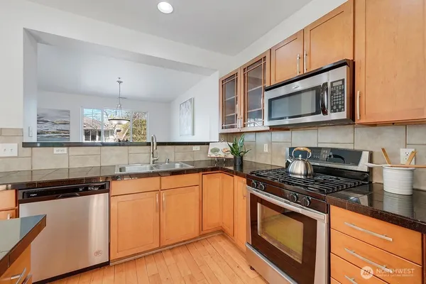 $599,950 | 21262 40th Way South, Unit 32, SeaTac, WA 98198