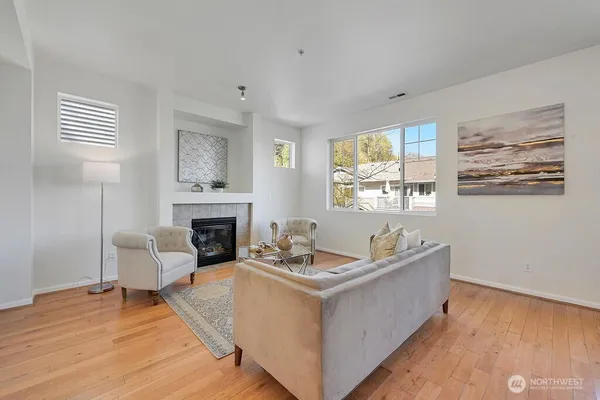 $599,950 | 21262 40th Way South, Unit 32, SeaTac, WA 98198