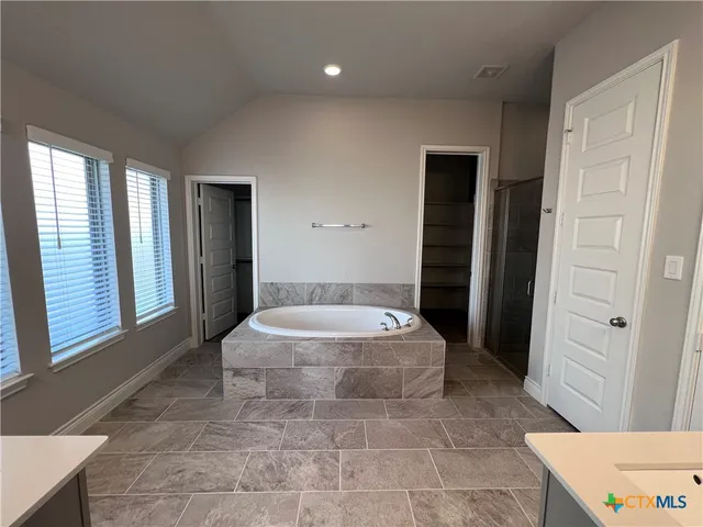 $3,195 | 535 Orchard Way, New Braunfels, TX 78132