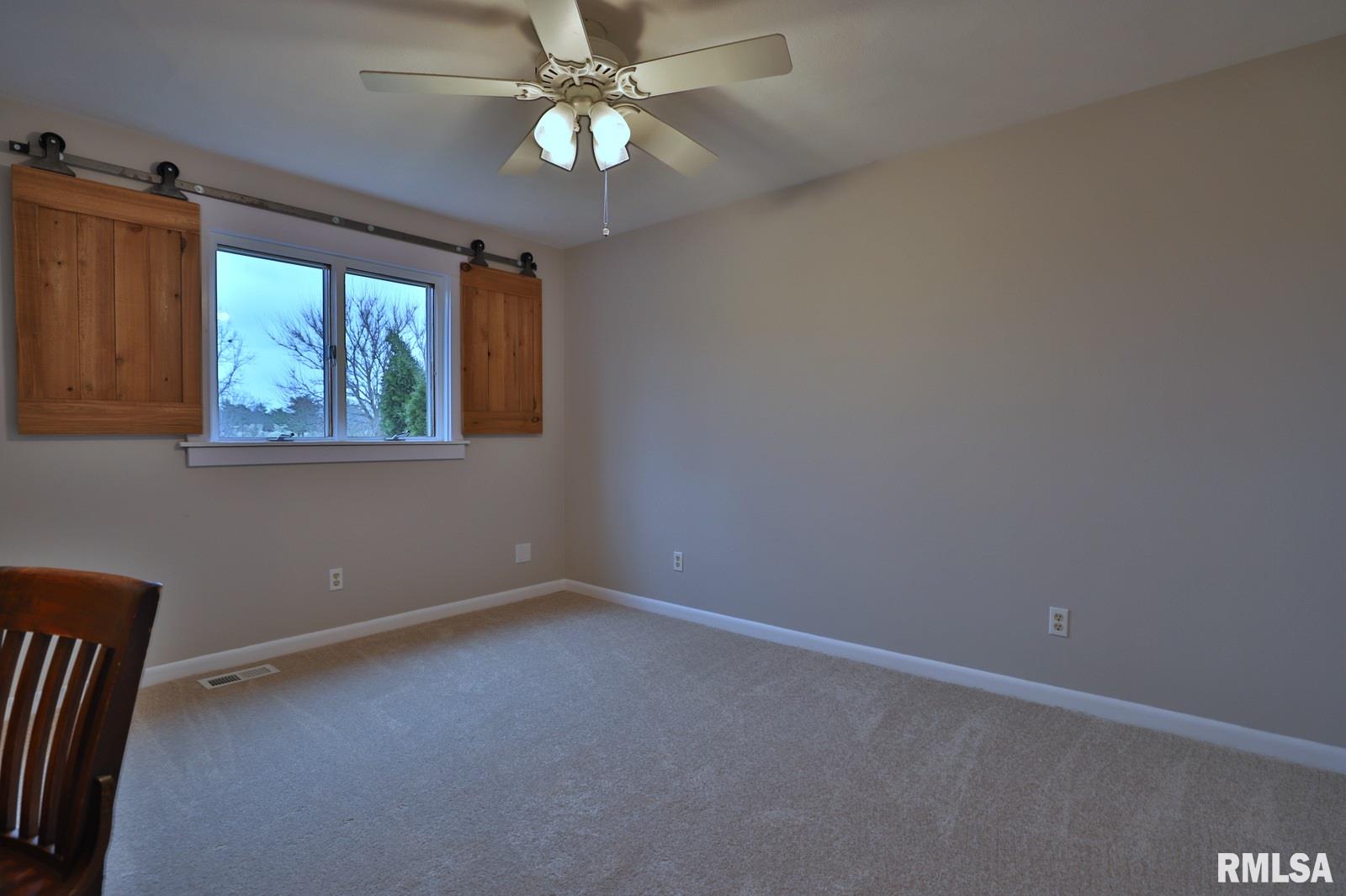 8012 North Radnor Road Peoria, IL 61614 - Photo 26 of 41 Gallery Image 26