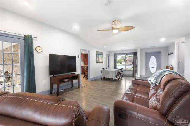 $320,000 | 6315 White Oak Drive, Pensacola, FL 32503