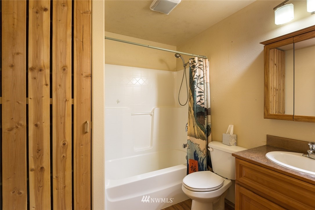 811 Pearce Road Port Angeles, WA 98362 - Photo 15 of 40 Gallery Image 15