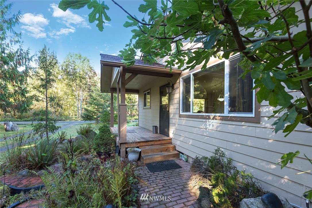 811 Pearce Road Port Angeles, WA 98362 - Photo 25 of 40 Gallery Image 25