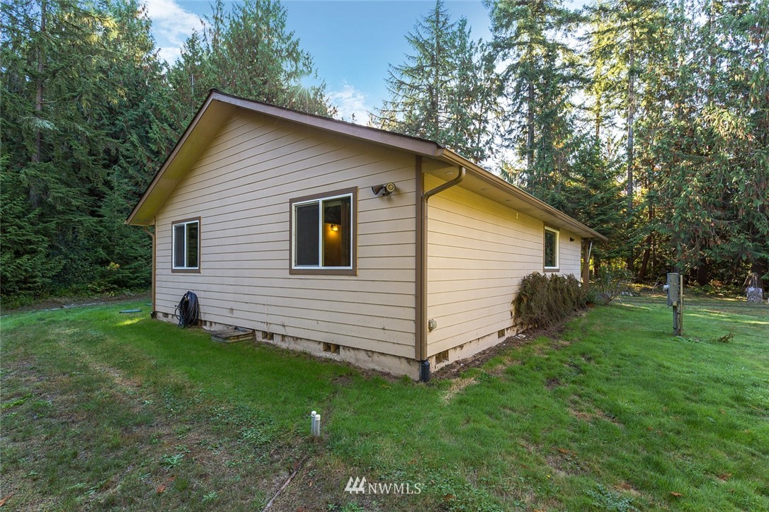 811 Pearce Road Port Angeles, WA 98362 - Photo 29 of 40 Gallery Image 29