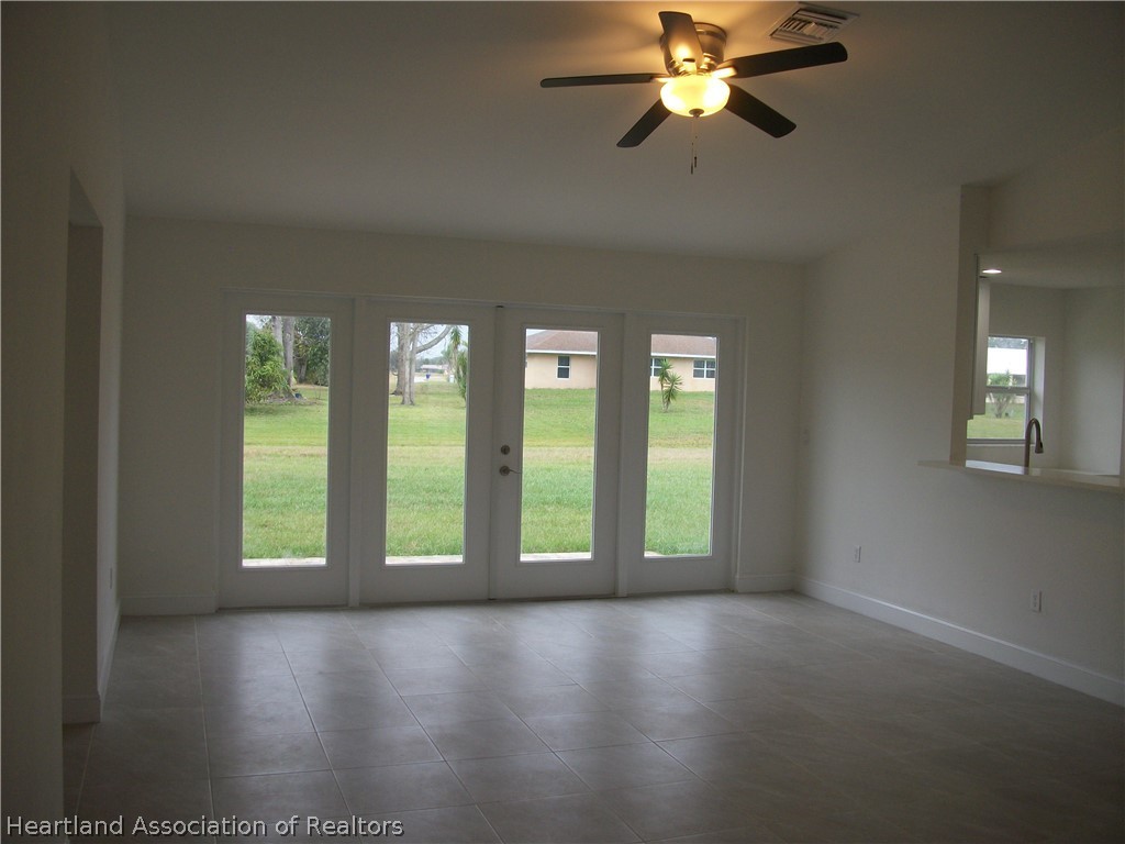 600 Spring Boulevard Sebring, FL 33876 - Photo 2 of 17 Gallery Image 2