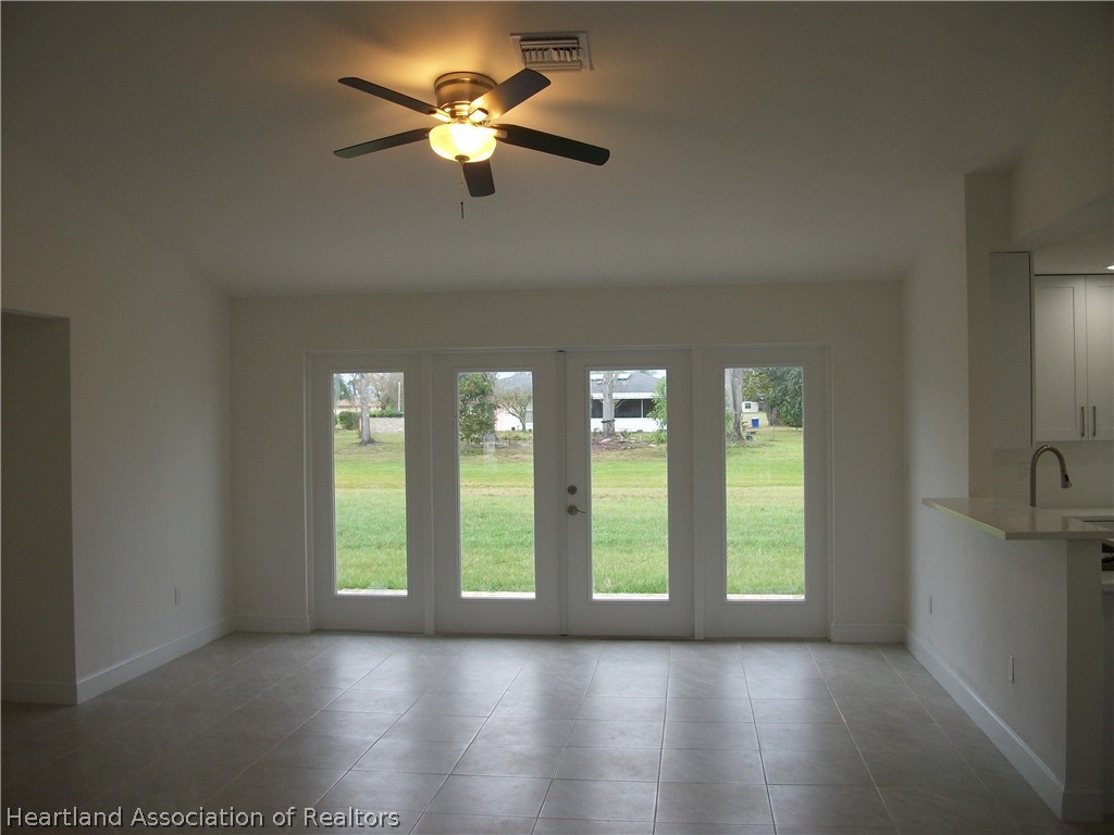 600 Spring Boulevard Sebring, FL 33876 - Photo 3 of 17 Gallery Image 3