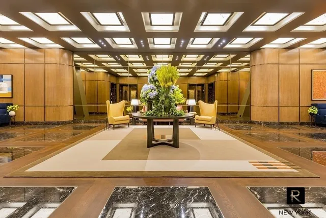 $9,895,000 | 53 West 53rd Street, Unit 50B | Midtown Central