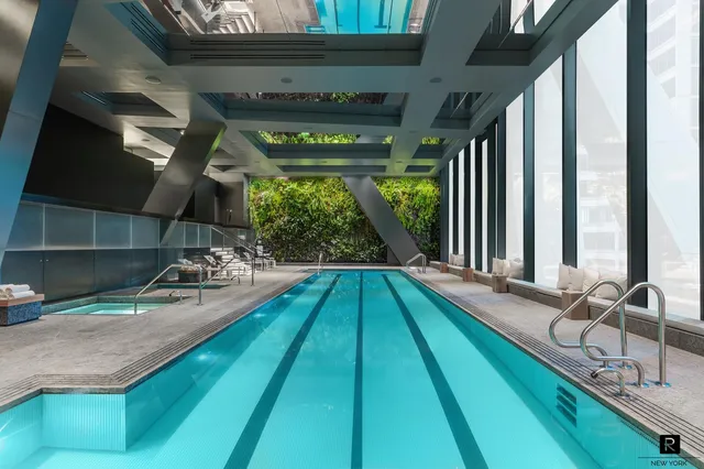 $9,895,000 | 53 West 53rd Street, Unit 50B | Midtown Central