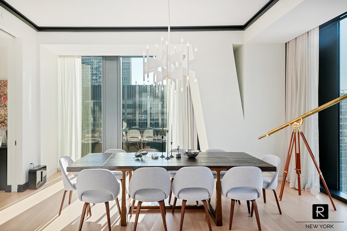 53 West 53rd Street, Unit 50B Manhattan, NY 10019 - Photo 6 of 25 Dining Alcove