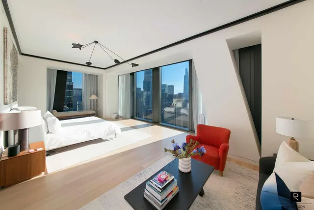 $9,895,000 | 53 West 53rd Street, Unit 50B | Midtown Central