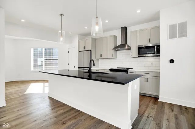 $472,000 | 1303 Deloss Street, Indianapolis, IN 46203