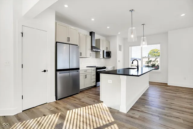 $472,000 | 1303 Deloss Street, Indianapolis, IN 46203