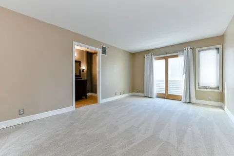 $995,000 | 4 Fresh Pond Place, Cambridge, MA 02138
