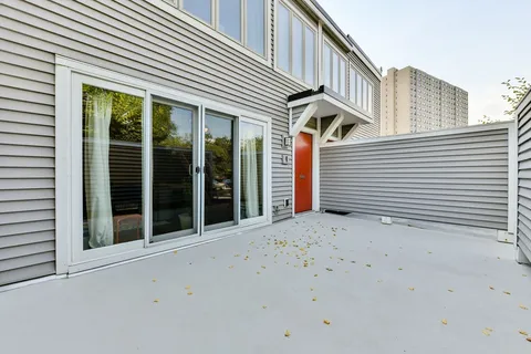$995,000 | 4 Fresh Pond Place, Cambridge, MA 02138
