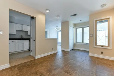 $995,000 | 4 Fresh Pond Place, Cambridge, MA 02138