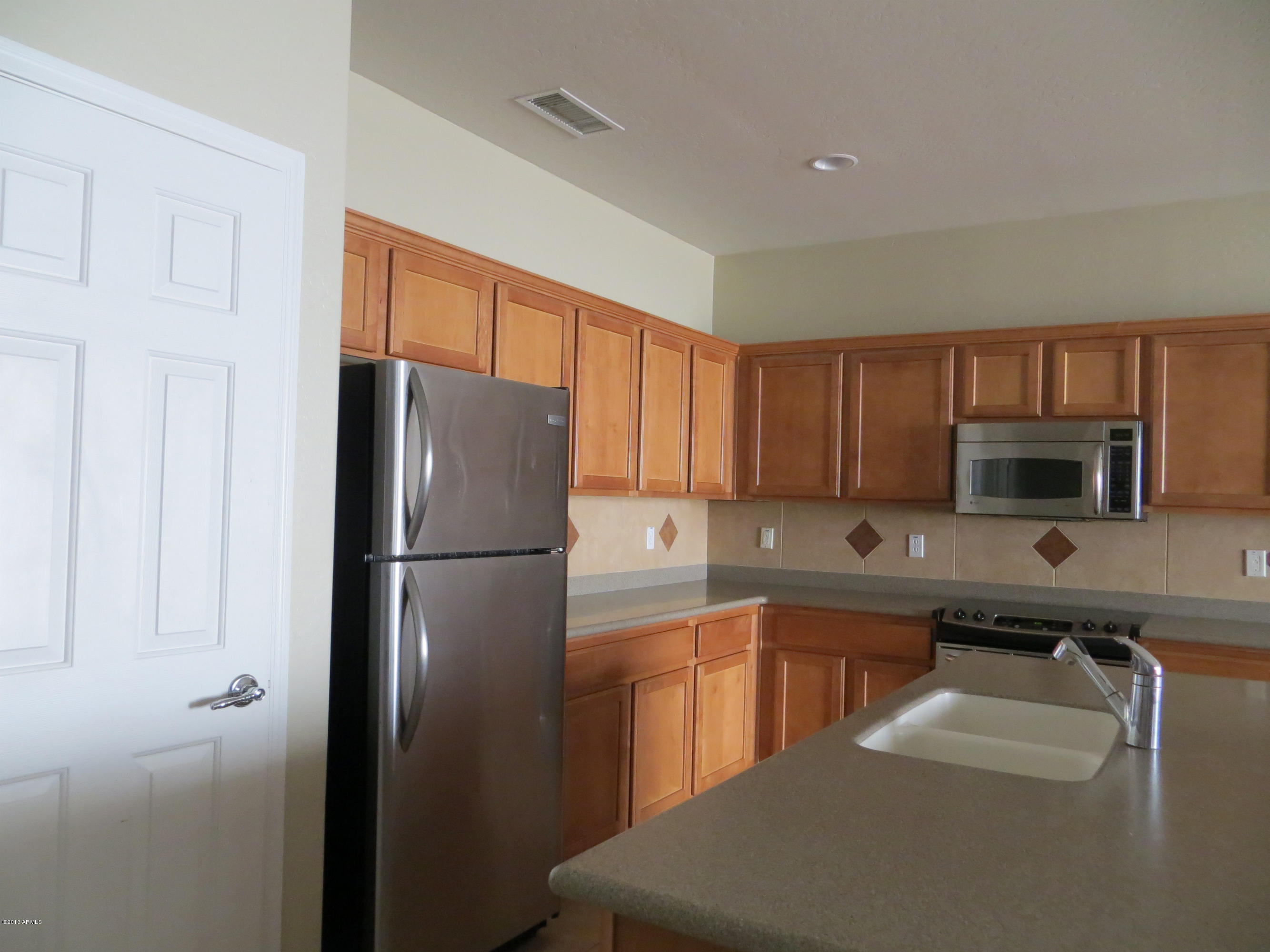 20804 West Ridge Road Buckeye, AZ 85396 - Photo 9 of 18 012