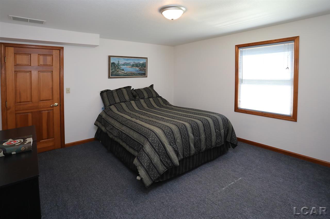 6277 Forrister Road Adrian, MI 49221 - Photo 34 of 68 31350620-33.JPG