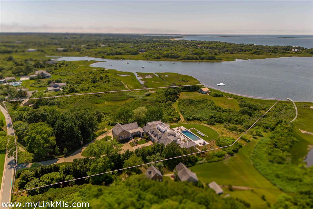 256 Polpis Road Nantucket, MA 02554 - Photo 30 of 30 a view of a city