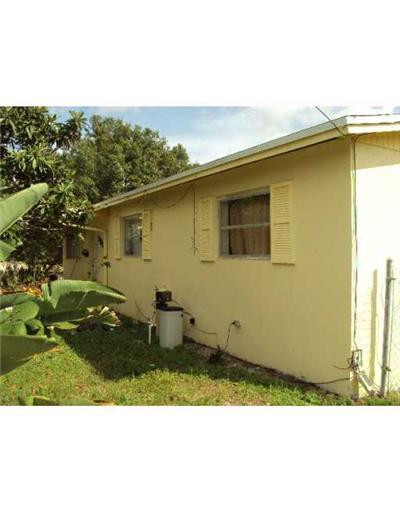 560 Southwest 50th Terrace Margate, FL 33068 - Photo 2 of 8 Exterior Back