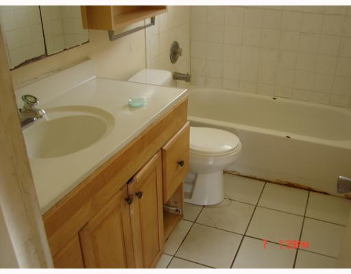 560 Southwest 50th Terrace Margate, FL 33068 - Photo 8 of 8 Master Bath/Spa