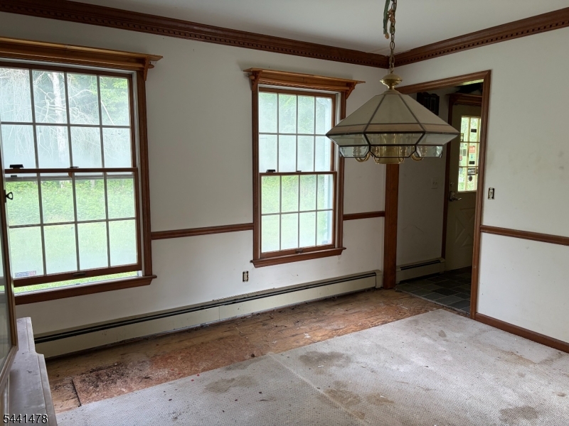 124 Perryville Road Pittstown, NJ 08867 - Photo 18 of 41