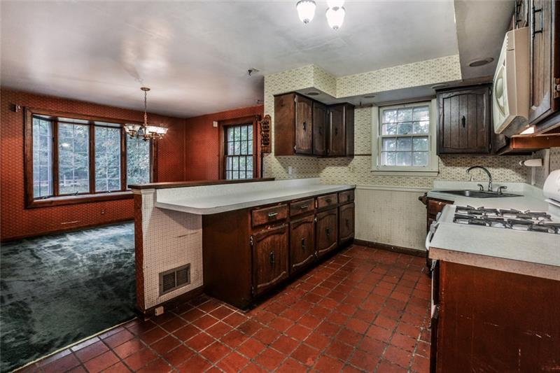 5629 Meridian Road Gibsonia, PA 15044 - Photo 3 of 24 Gallery Image 3