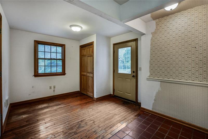5629 Meridian Road Gibsonia, PA 15044 - Photo 8 of 24 Gallery Image 8