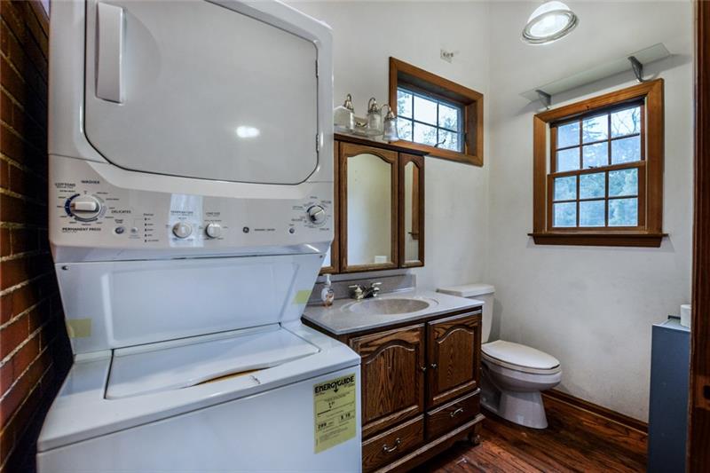 5629 Meridian Road Gibsonia, PA 15044 - Photo 9 of 24 Gallery Image 9