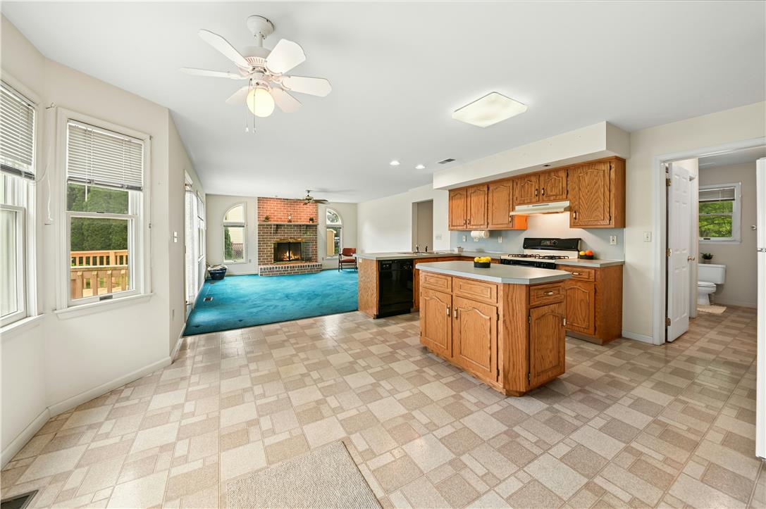 4245 Alder Road Bethlehem, PA 18020 - Photo 10 of 20