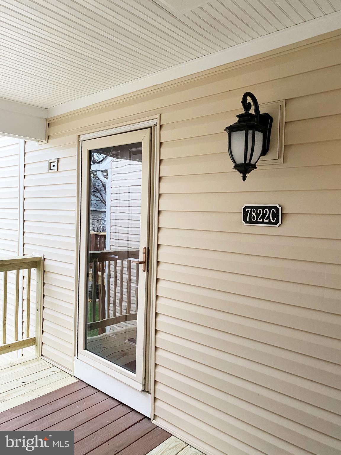 7822 Harrowgate Circle, Unit 111 Springfield, VA 22152 - Photo 4 of 26