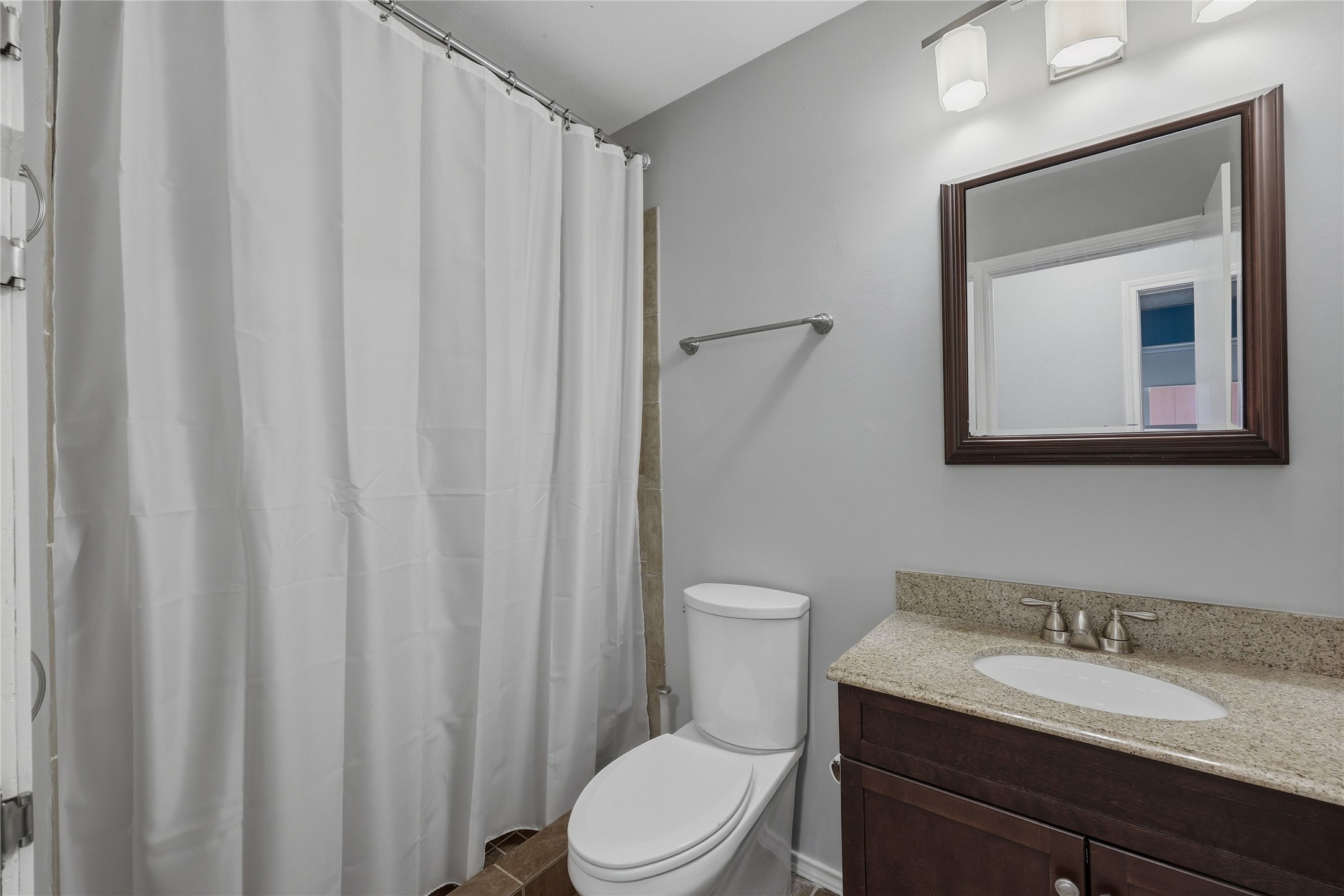 7516 Hemingway Street Austin, TX 78752 - Photo 25 of 34