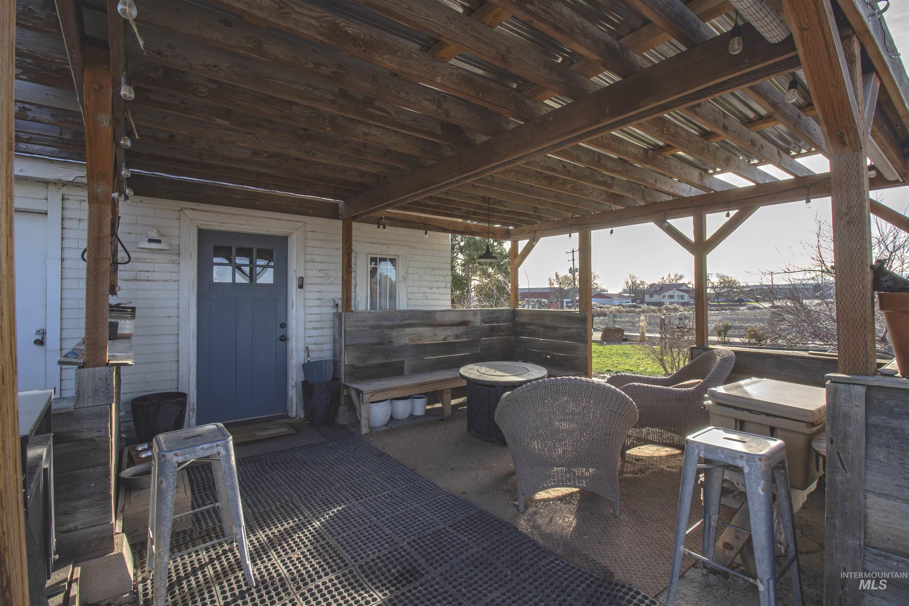 5805 Custer Road New Plymouth, ID 83655 - Photo 3 of 6 Covered back porch