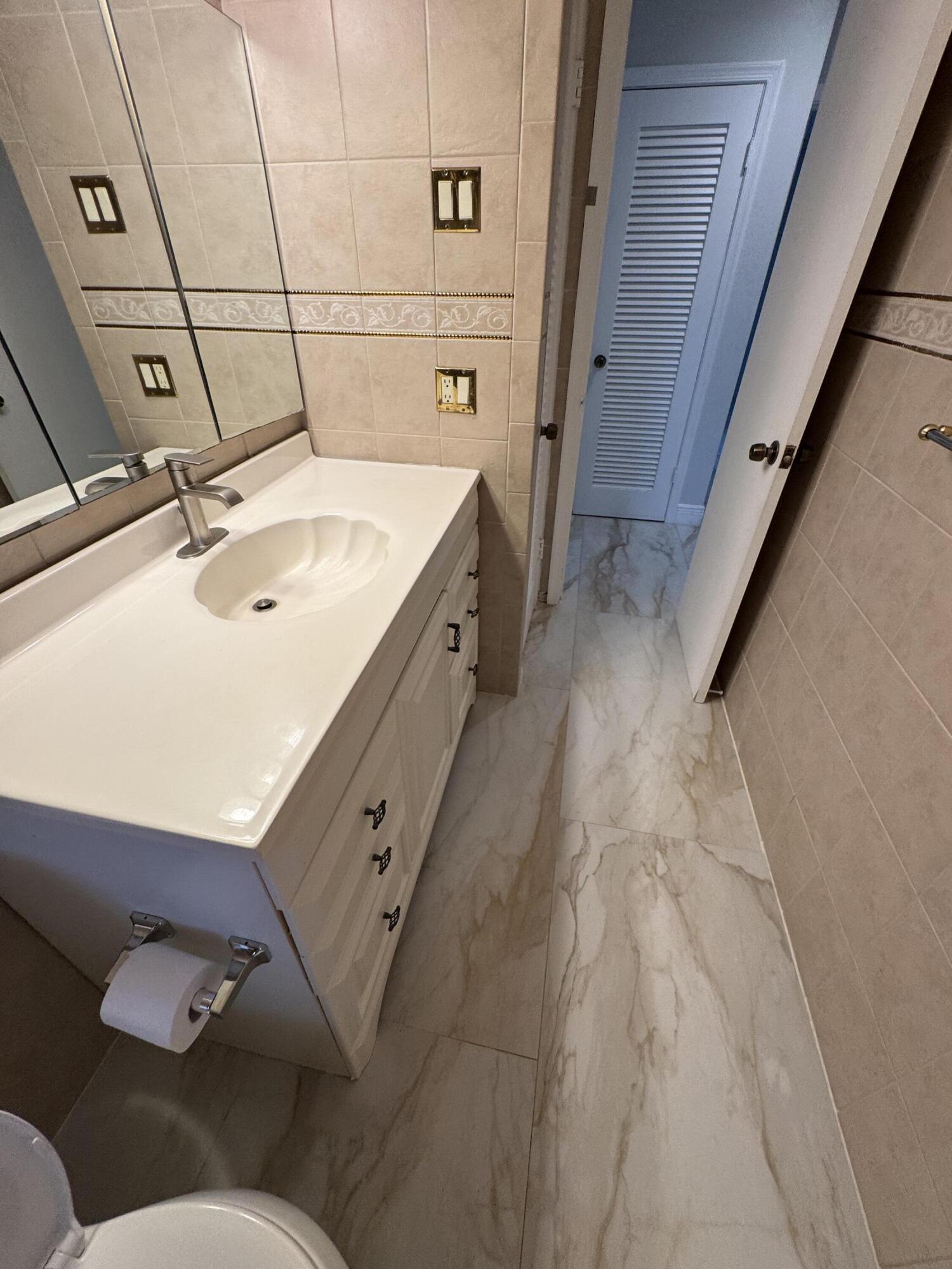 1385 Northwest 6th Street Boca Raton, FL 33486 - Photo 7 of 12 IMG_9313