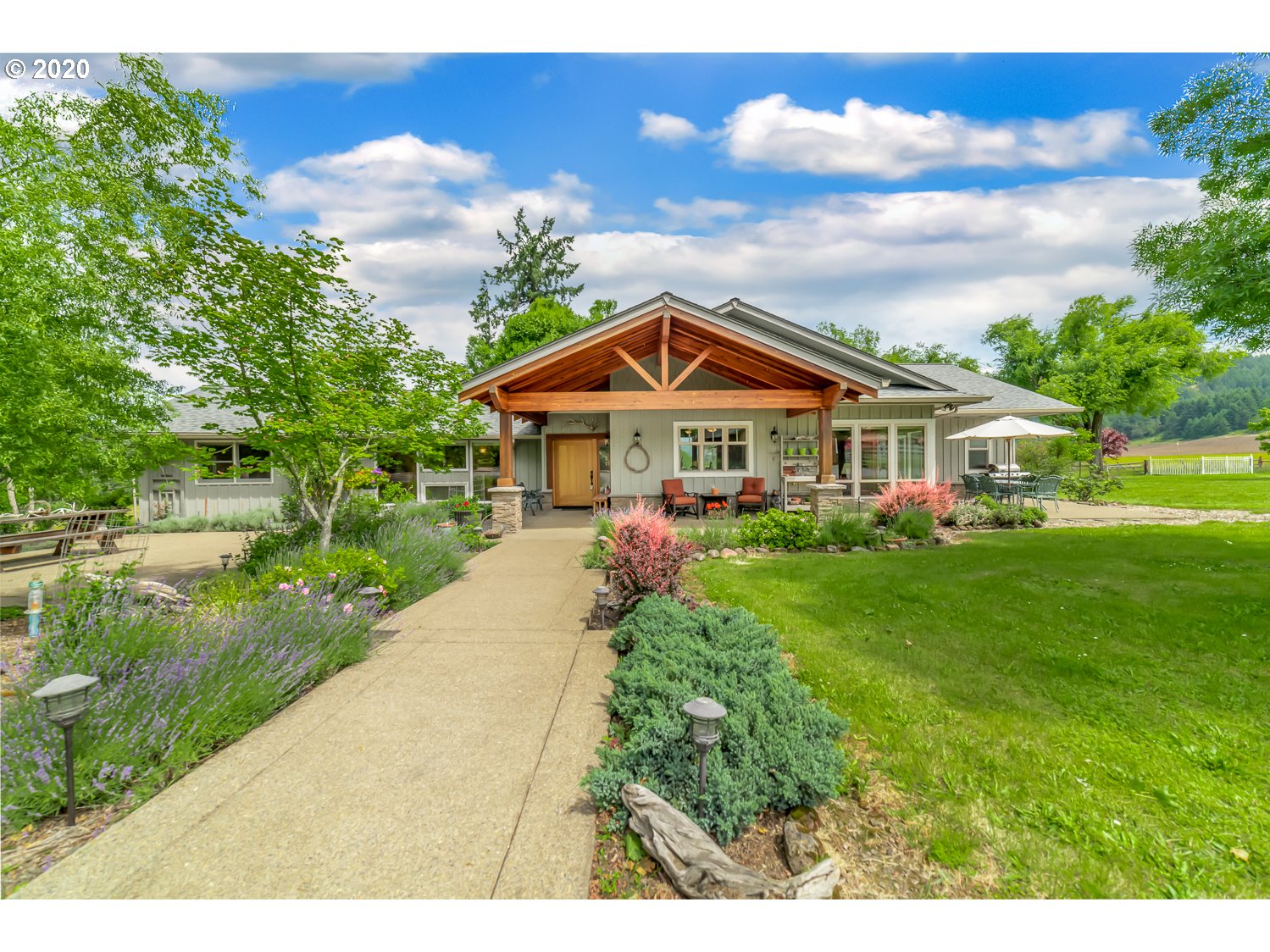 78061 Layng Road Cottage Grove, OR 97424 - Photo 1 of 32