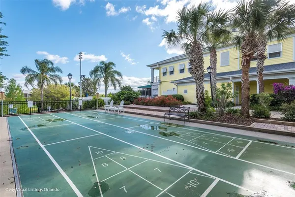 a view of a tennis court