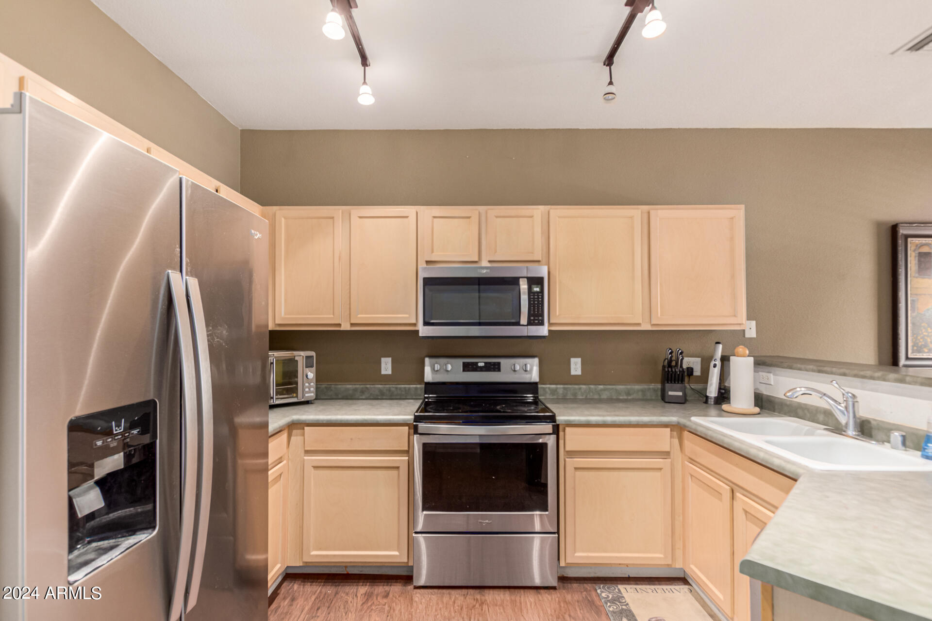 1702 East Bell Road, Unit 157 Phoenix, AZ 85022 - Photo 10 of 29 13-Bell