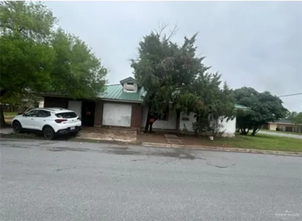 $60,000 | 201 East Ricky Crossland Avenue, Elsa, TX 78543