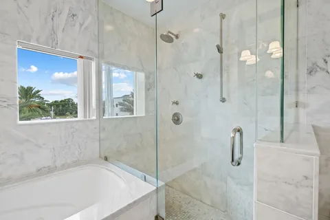 $1,200,000 | 455 East Palmetto Park Road, Unit 3W, Boca Raton, FL 33432