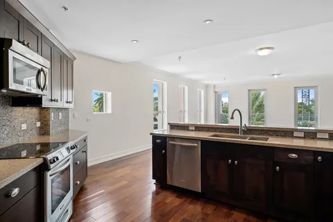 $1,200,000 | 455 East Palmetto Park Road, Unit 3W, Boca Raton, FL 33432