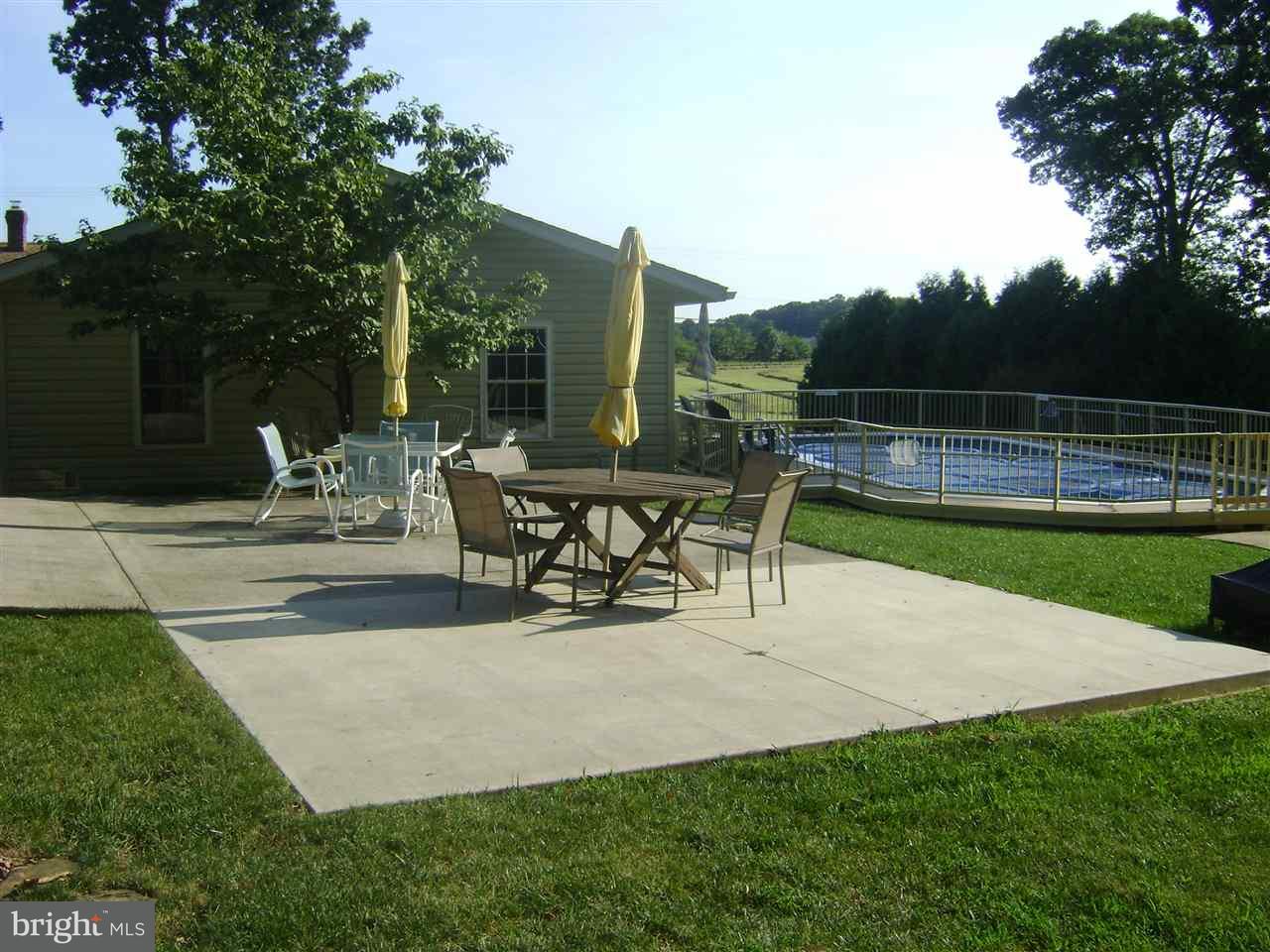 4625 Grandview Road Hanover, PA 17331 - Photo 8 of 35