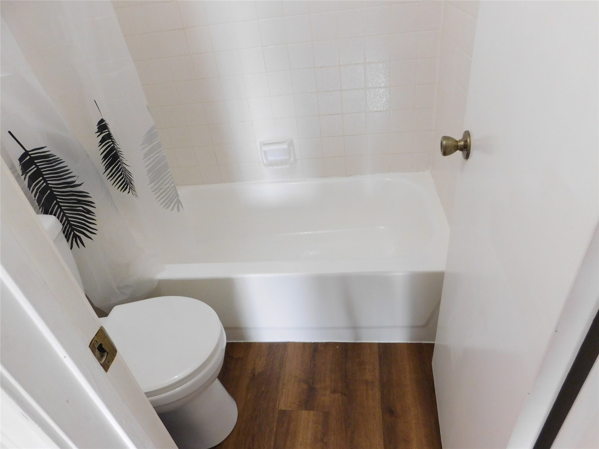 10101 South Gessner Road, Unit 912 Houston, TX 77071 - Photo 40 of 47 a bathroom with a toilet and a sink