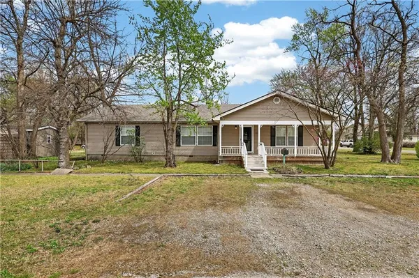 $110,000 | 202 North Delaware Avenue, Columbus, KS 66725