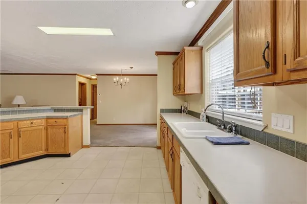 $110,000 | 202 North Delaware Avenue, Columbus, KS 66725