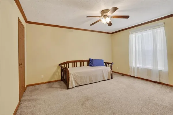 $110,000 | 202 North Delaware Avenue, Columbus, KS 66725