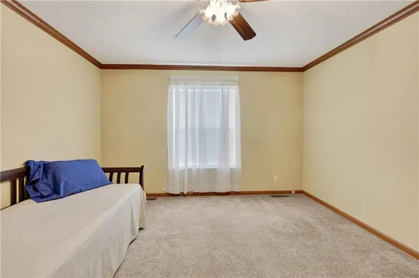 $110,000 | 202 North Delaware Avenue, Columbus, KS 66725