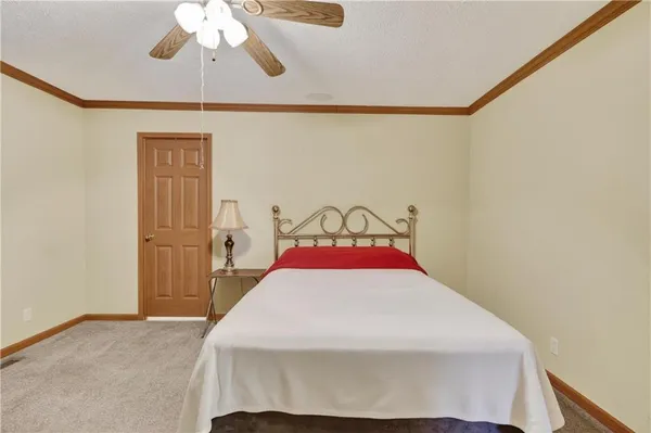 $110,000 | 202 North Delaware Avenue, Columbus, KS 66725