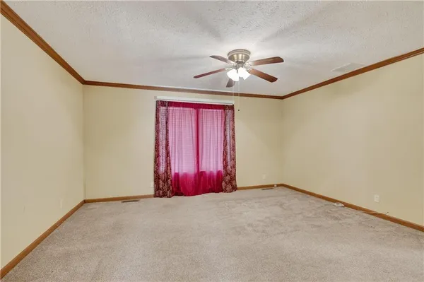 $110,000 | 202 North Delaware Avenue, Columbus, KS 66725